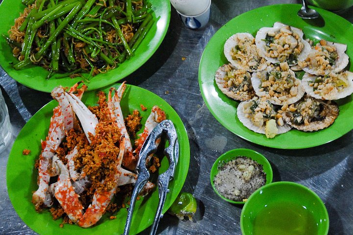 Private Street Food Motorbike Tour in Ho Chi Minh City | wizardtrip