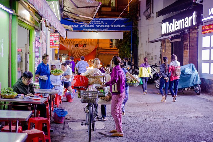 Ho-Chi-Minh-Stadt Street Food Tour mit dem Motorrad bei Nacht, mit lokalen Gerichten und Stadtansichten, Foto 32 | wizardtrip