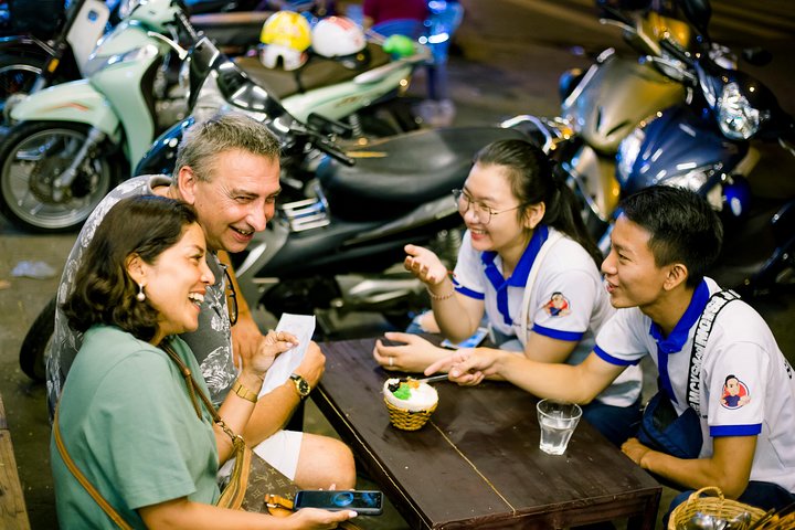 Ho-Chi-Minh-Stadt Street Food Tour mit dem Motorrad bei Nacht, mit lokalen Gerichten und Stadtansichten, Foto 33 | wizardtrip