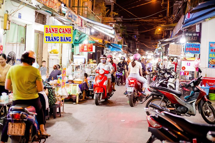 Ho-Chi-Minh-Stadt Street Food Tour mit dem Motorrad bei Nacht, mit lokalen Gerichten und Stadtansichten, Foto 34 | wizardtrip
