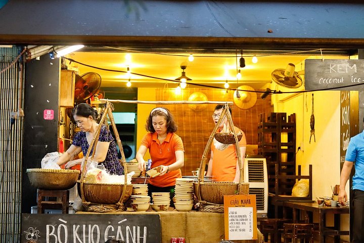 Ho-Chi-Minh-Stadt Street Food Tour mit dem Motorrad bei Nacht, mit lokalen Gerichten und Stadtansichten, Foto 41 | wizardtrip