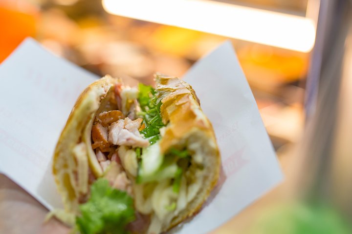 Street food tour in Ho Chi Minh City met lokale gids, met diverse Vietnamese gerechten en levendige avondmarkten, foto 12 | wizardtrip