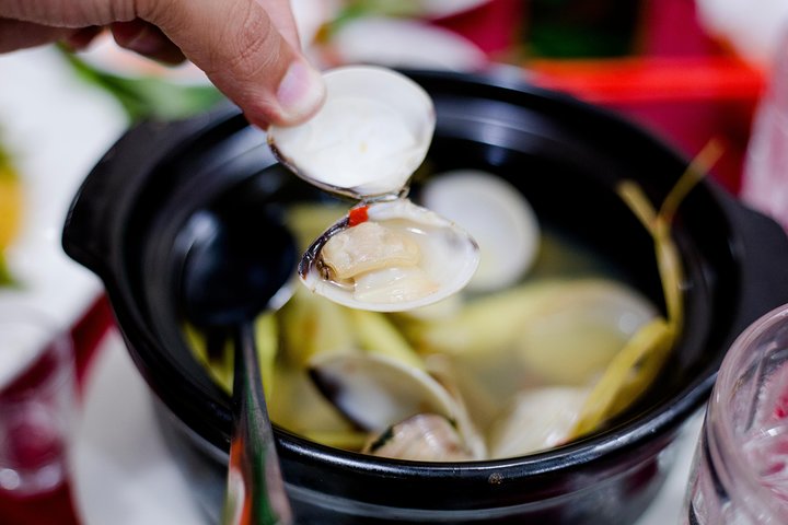 Street food tour in Ho Chi Minh City met lokale gids, met diverse Vietnamese gerechten en levendige avondmarkten, foto 26 | wizardtrip