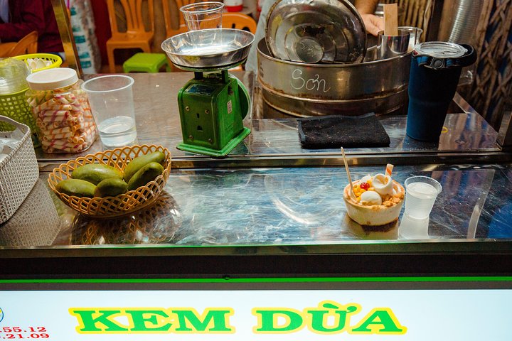 Street food tour in Ho Chi Minh City met lokale gids, met diverse Vietnamese gerechten en levendige avondmarkten, foto 32 | wizardtrip