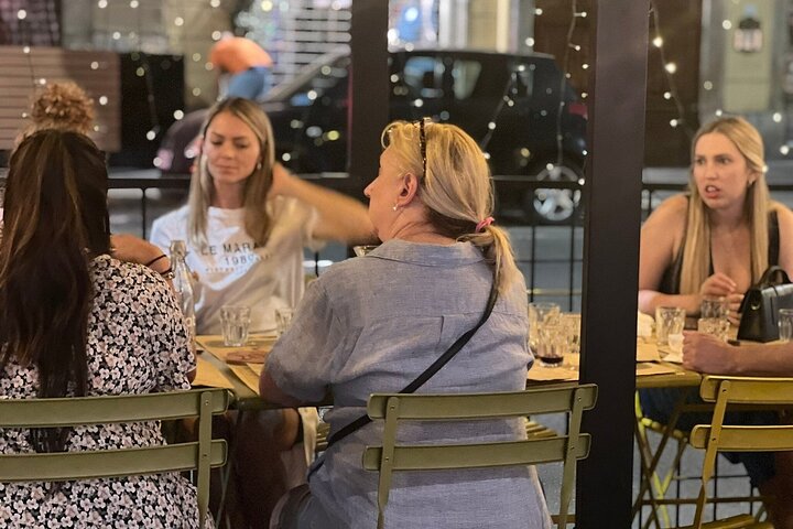 ミラノのナヴィリ地区でのフードツアー、地元の特産品と飲み物、写真12 | wizardtrip