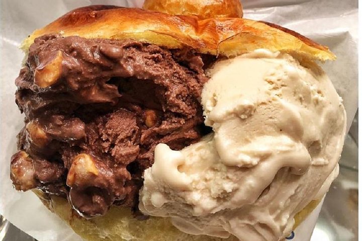 Palermo street food tour tasting local delicacies in the historic city center, photo 13 | wizardtrip