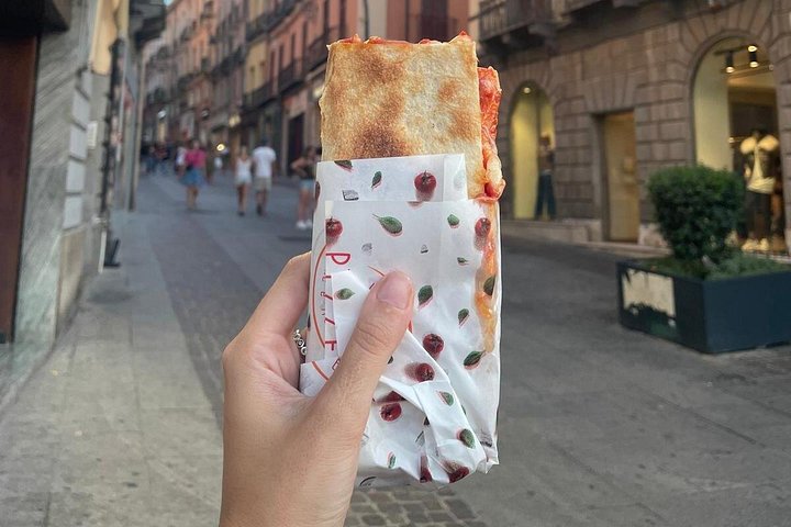 Un tour gastronomico guidato a Cagliari, Italia, che presenta cucina e vino sardo locale, foto 6 | wizardtrip