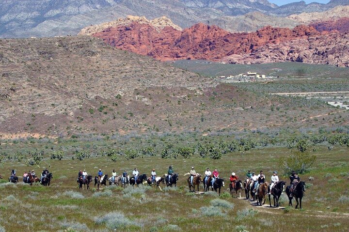 Passeio a cavalo ao pôr do sol e jantar de churrasco no Red Rock Canyon, Las Vegas, foto 8 | wizardtrip