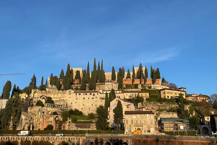 Tour guiado por los sitios históricos de Verona, incluyendo la Arena y la Casa de Julieta, foto 7 | wizardtrip