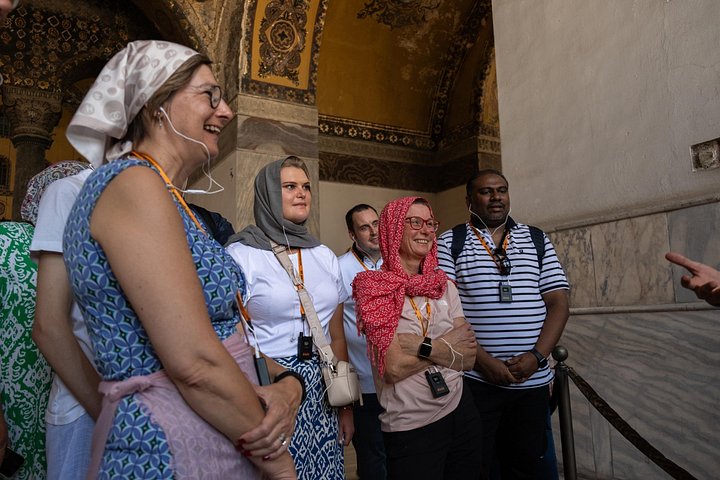 Explore Istanbul's iconic Blue Mosque and Hagia Sophia on a guided small-group tour, photo 15 | wizardtrip