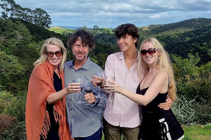 Waiheke Island wijnrondleiding met boetiekwijnhuizen, schilderachtige uitzichten en wijnproeverijen, foto 8 | wizardtrip