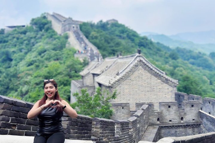 Visite en bus de la Grande Muraille de Mutianyu depuis Pékin, avec des vues panoramiques et une architecture historique, photo 24 | wizardtrip