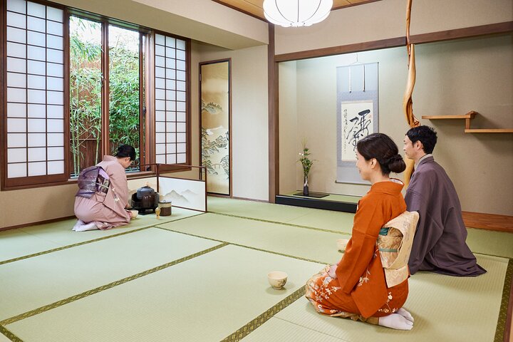 Cérémonie du thé Kimono à Tokyo, Asakusa Maikoya | wizardtrip