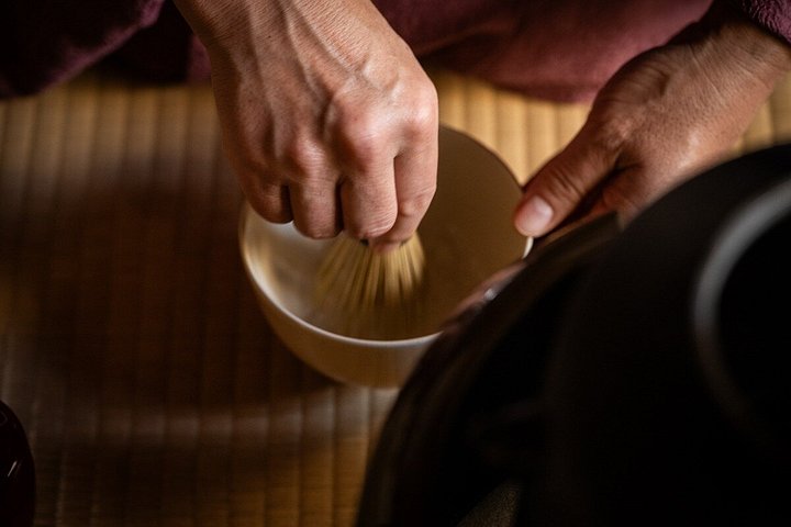 Experience a traditional Japanese tea ceremony in Kyoto, complete with kimono rental and matcha preparation, photo 9 | wizardtrip