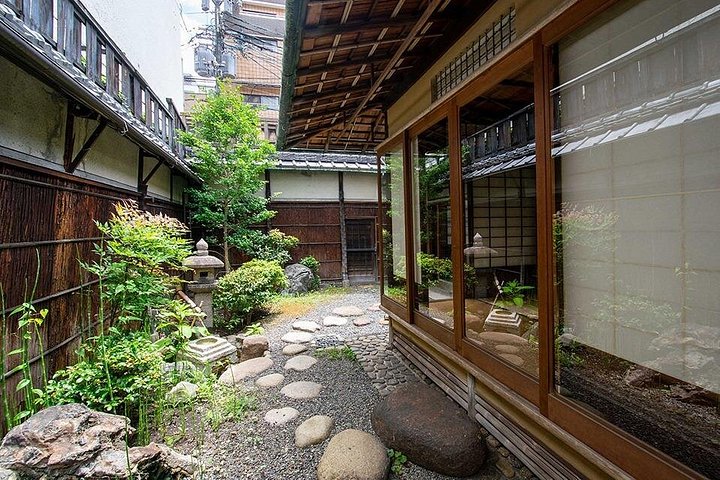 Experience a traditional Japanese tea ceremony in Kyoto, complete with kimono rental and matcha preparation, photo 12 | wizardtrip