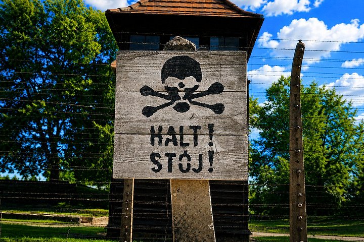 Guided tour of Auschwitz-Birkenau Memorial and Museum from Krakow, photo 9 | wizardtrip