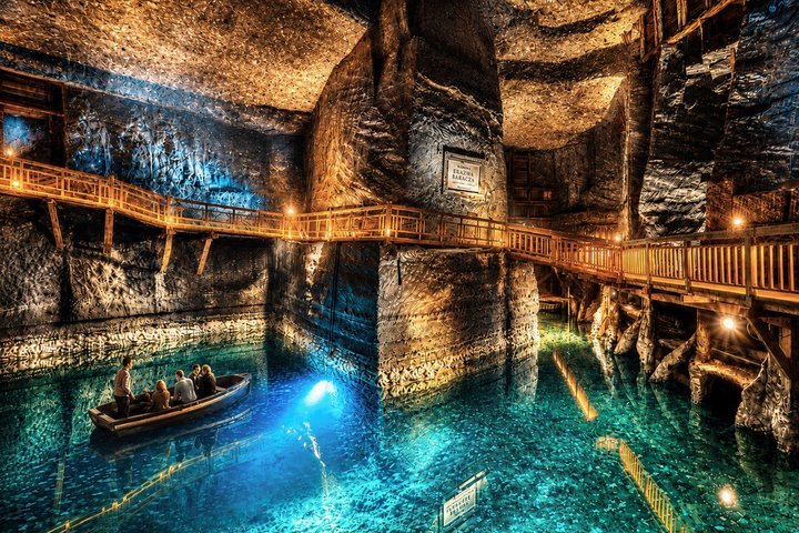 クラクフ近郊のヴィエリチカ岩塩坑場の地下の驚異、礼拝堂や回廊を含む、写真10 | wizardtrip