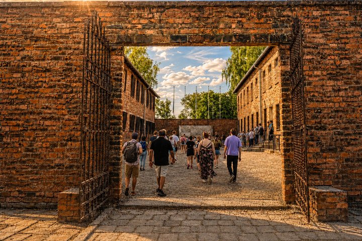 Tour di un'intera giornata da Cracovia ad Auschwitz-Birkenau e alla Miniera di Sale di Wieliczka, foto 25 | wizardtrip