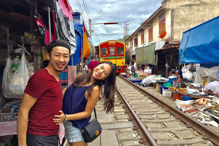 Passeio privado explorando o único Mercado de Trem de Maeklong e o Mercado Flutuante de Damnoensaduak em Bangkok, Tailândia, foto 9 | wizardtrip