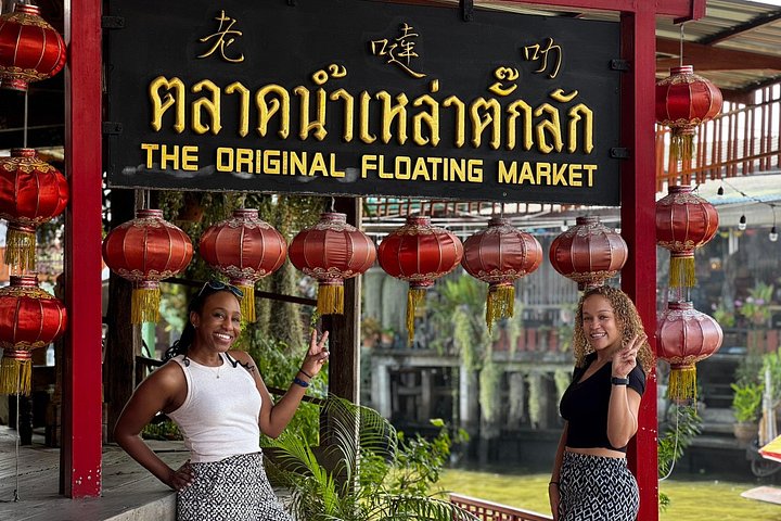 Passeio privado explorando o único Mercado de Trem de Maeklong e o Mercado Flutuante de Damnoensaduak em Bangkok, Tailândia, foto 11 | wizardtrip