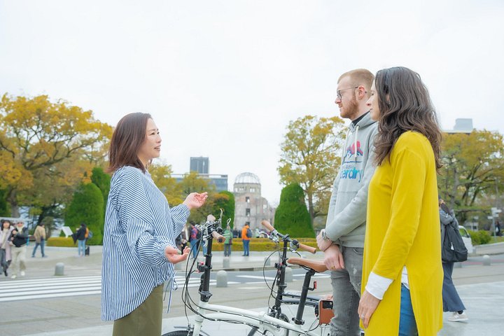 Visite à vélo dans le Parc de la Paix de Hiroshima, exploration des sites historiques et de la reconstruction de la ville, photo 9 | wizardtrip