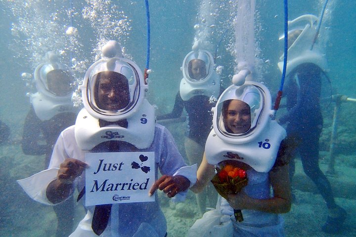 Expérience de plongée avec casque sous-marin au Coral World Ocean Park, Saint-Thomas, photo 6 | wizardtrip