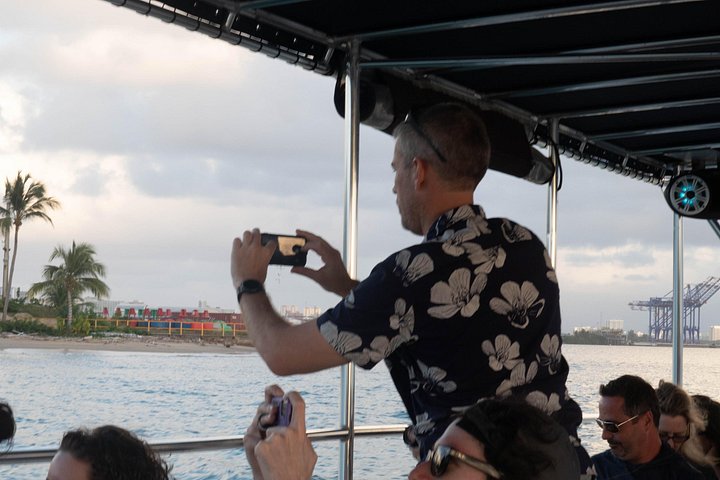 Sunset boat tour in San Juan Bay, Puerto Rico, with views of historic landmarks, photo 19 | wizardtrip