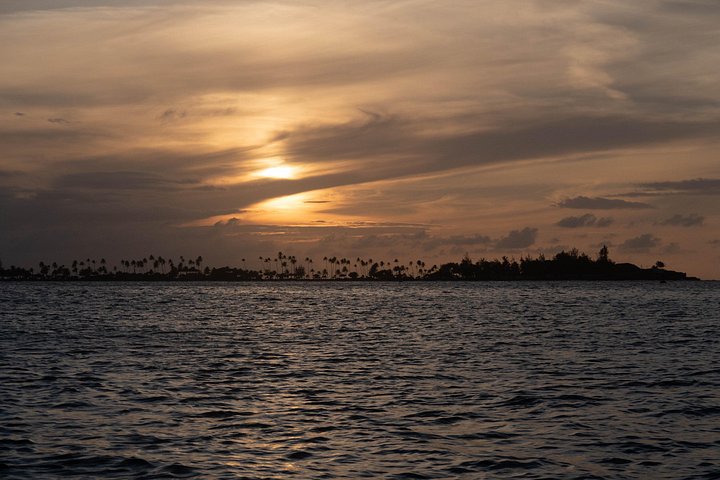 Sunset boat tour in San Juan Bay, Puerto Rico, with views of historic landmarks, photo 22 | wizardtrip