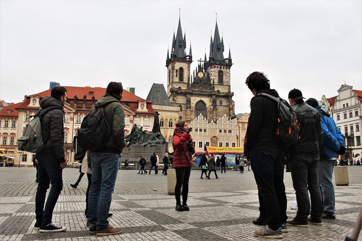 Explore Prague's medieval underground, dungeons, and historical passages on a guided walking tour, photo 6 | wizardtrip