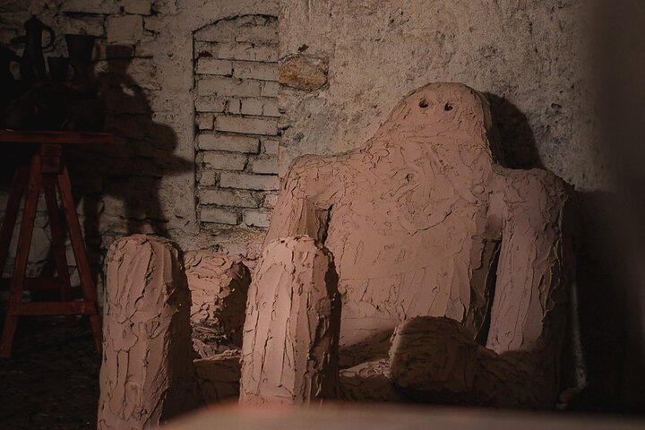 Explore Prague's medieval underground, dungeons, and historical passages on a guided walking tour, photo 24 | wizardtrip