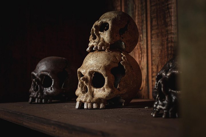Explore Prague's medieval underground, dungeons, and historical passages on a guided walking tour, photo 33 | wizardtrip
