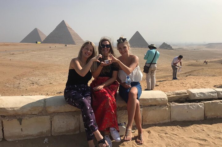 Excursion privée d'une journée : Pyramides de Gizeh, Memphis et Saqqarah | wizardtrip