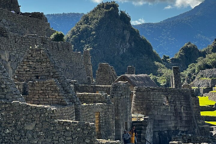 Excursion d'une journée au Machu Picchu depuis Cusco, Pérou, avec des ruines incas et un voyage en train panoramique, photo 11 | wizardtrip