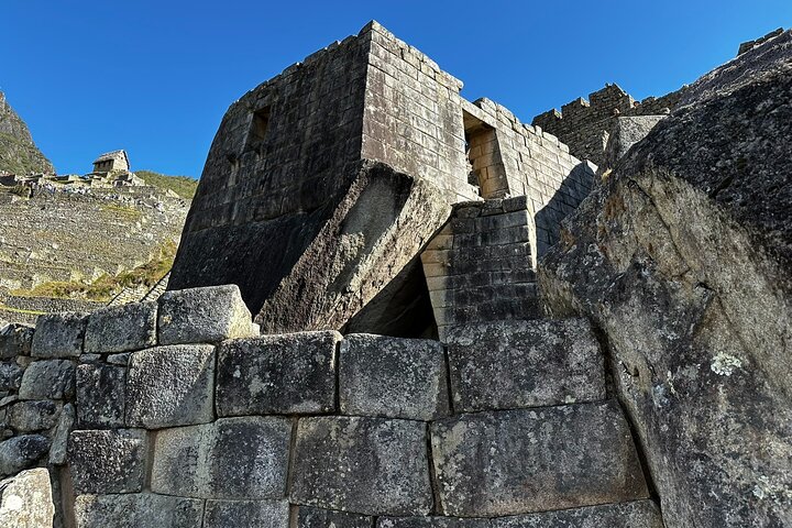 Excursion d'une journée au Machu Picchu depuis Cusco, Pérou, avec des ruines incas et un voyage en train panoramique, photo 12 | wizardtrip