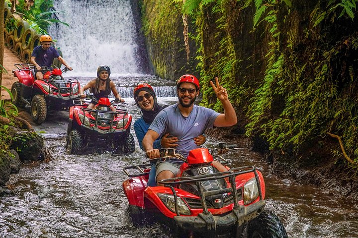 Bali Quad Bike Avontuur met Waterval en Gorilla Cave | wizardtrip