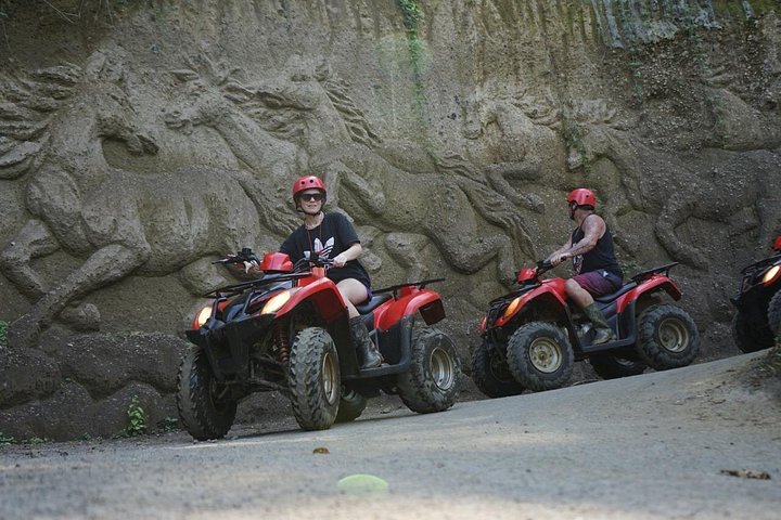 Avventura in quad bike attraverso la scenografica giungla di Bali, risaie e una cascata, foto 14 | wizardtrip
