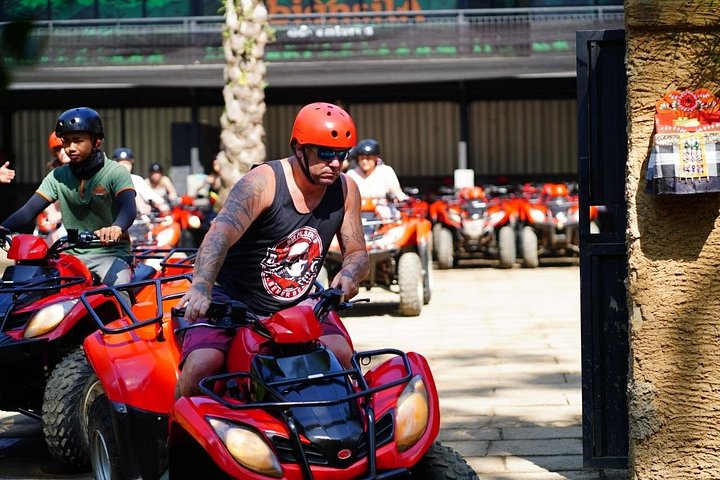 Avventura in quad bike attraverso la scenografica giungla di Bali, risaie e una cascata, foto 16 | wizardtrip