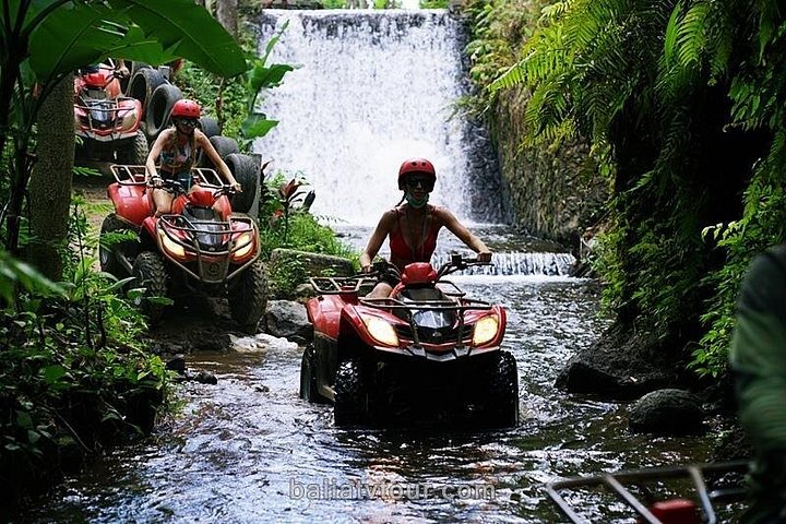 Avventura in quad bike attraverso la scenografica giungla di Bali, risaie e una cascata, foto 30 | wizardtrip