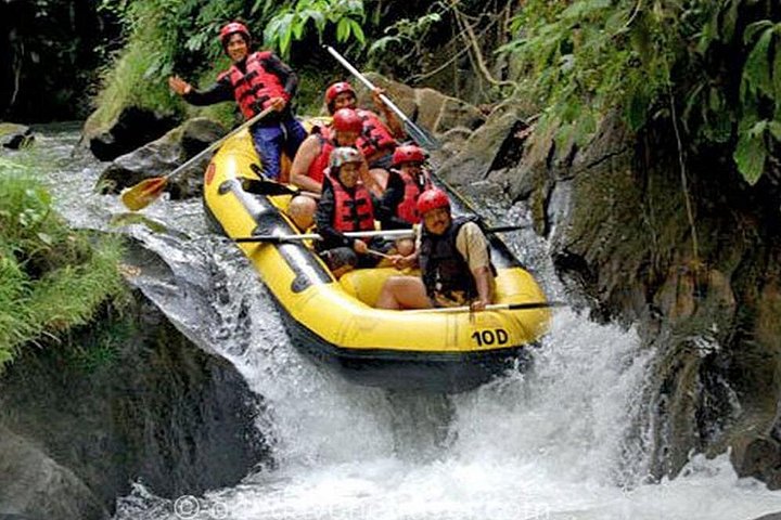 White Water Rafting Ubud Bali With Hotel Transfer | wizardtrip