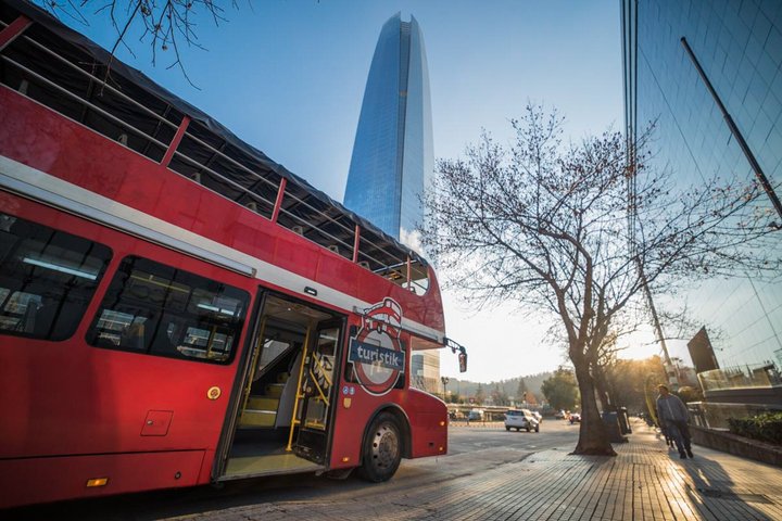 Familievennlig bussomvisning med påstigning/avstigning og eventyraktiviteter i Santiago, Chile, foto 10 | wizardtrip