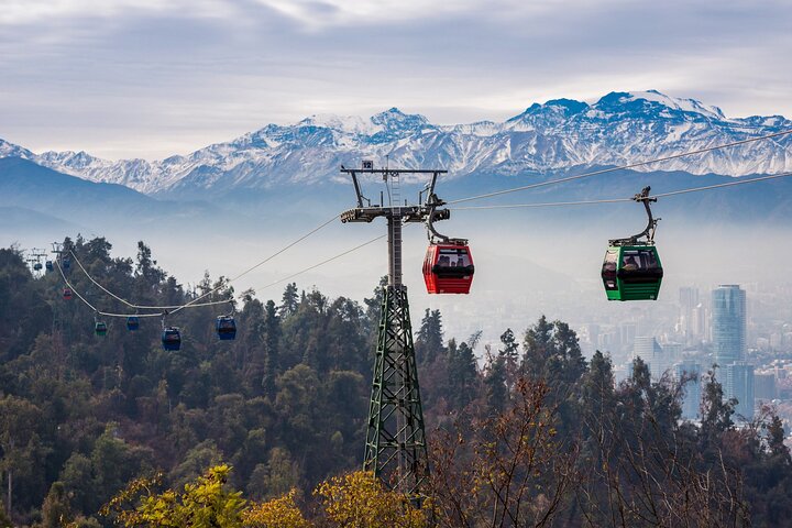 Sightseeingtur i Santiago med Hop On - Hop Off-bus, svævebane og kabelbane, foto 8 | wizardtrip