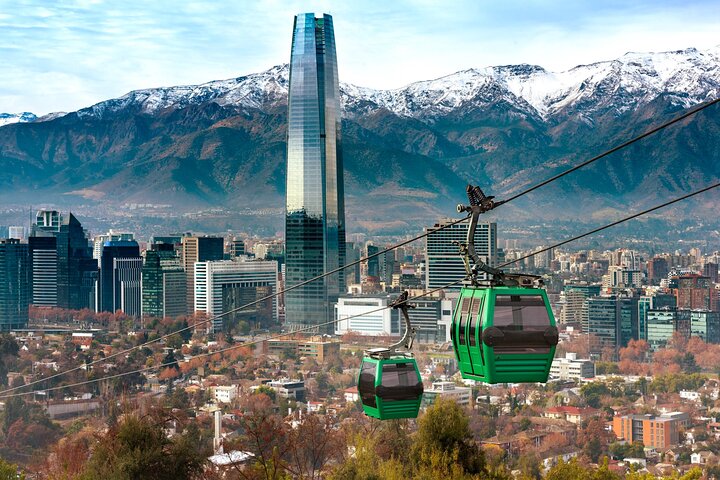 Sightseeingtur i Santiago med Hop On - Hop Off-bus, svævebane og kabelbane, foto 12 | wizardtrip