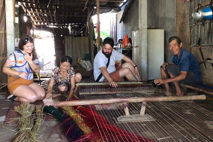 Explora los pueblos rurales y las islas fluviales de Hoi An en un tour privado en jeep, experimentando artesanías y paisajes locales, foto 17 | wizardtrip
