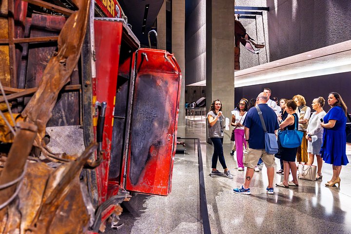 Um tour a pé comovente pelo Ground Zero de Nova York, incluindo o Memorial do 11 de Setembro, foto 11 | wizardtrip