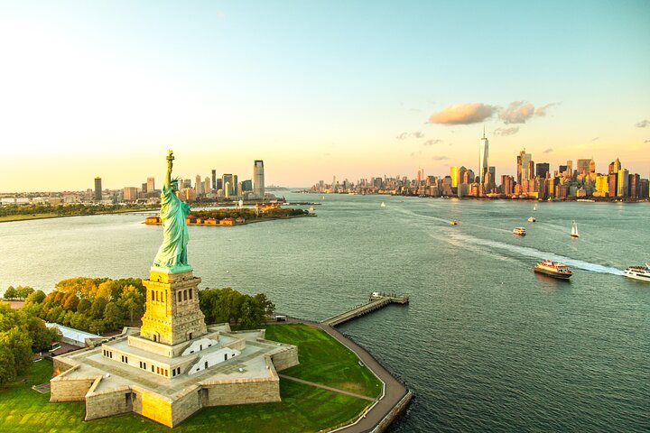 Tour guiado pela Estátua da Liberdade e Ellis Island em Nova Iorque, foto 14 | wizardtrip