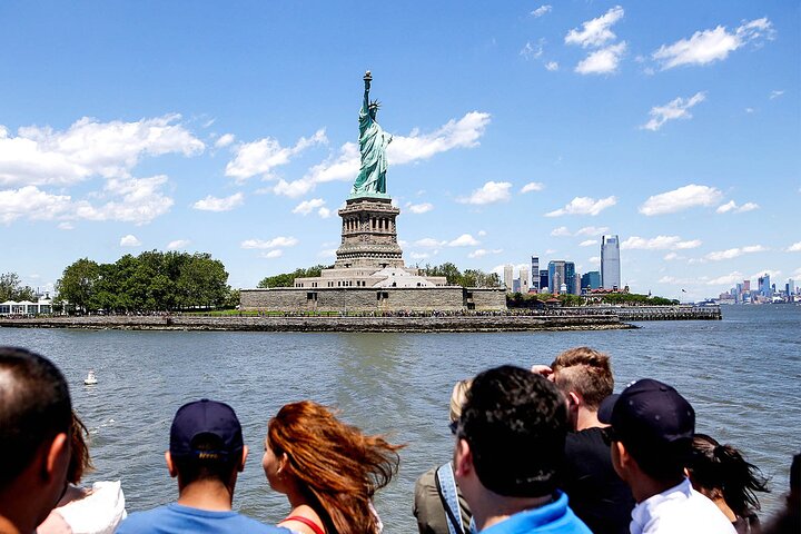 Tour guiado pela Estátua da Liberdade e Ellis Island em Nova Iorque, foto 34 | wizardtrip