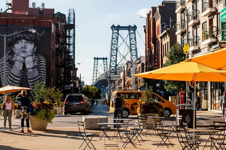 Recorrido en autobús explorando arte, comida y deportes en Brooklyn, Bronx y Queens en la ciudad de Nueva York, foto 12 | wizardtrip