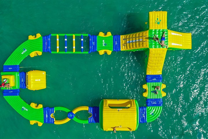 Key West watersports adventure featuring parasailing, jet skiing, banana boat, and water park, photo 13 | wizardtrip