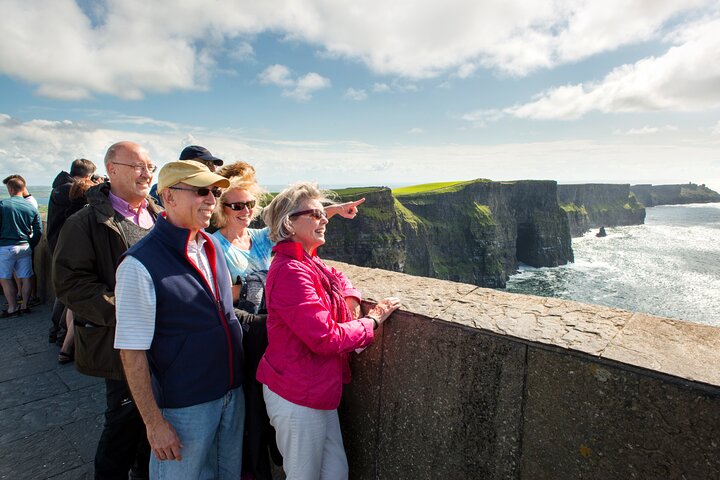 Dagtocht vanuit Dublin naar de Cliffs of Moher, Burren en Galway, met prachtige Ierse landschappen en stadsleven, foto 8 | wizardtrip