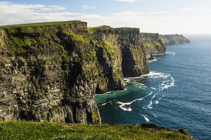 Dagtocht vanuit Dublin naar de Cliffs of Moher, Burren en Galway, met prachtige Ierse landschappen en stadsleven, foto 11 | wizardtrip